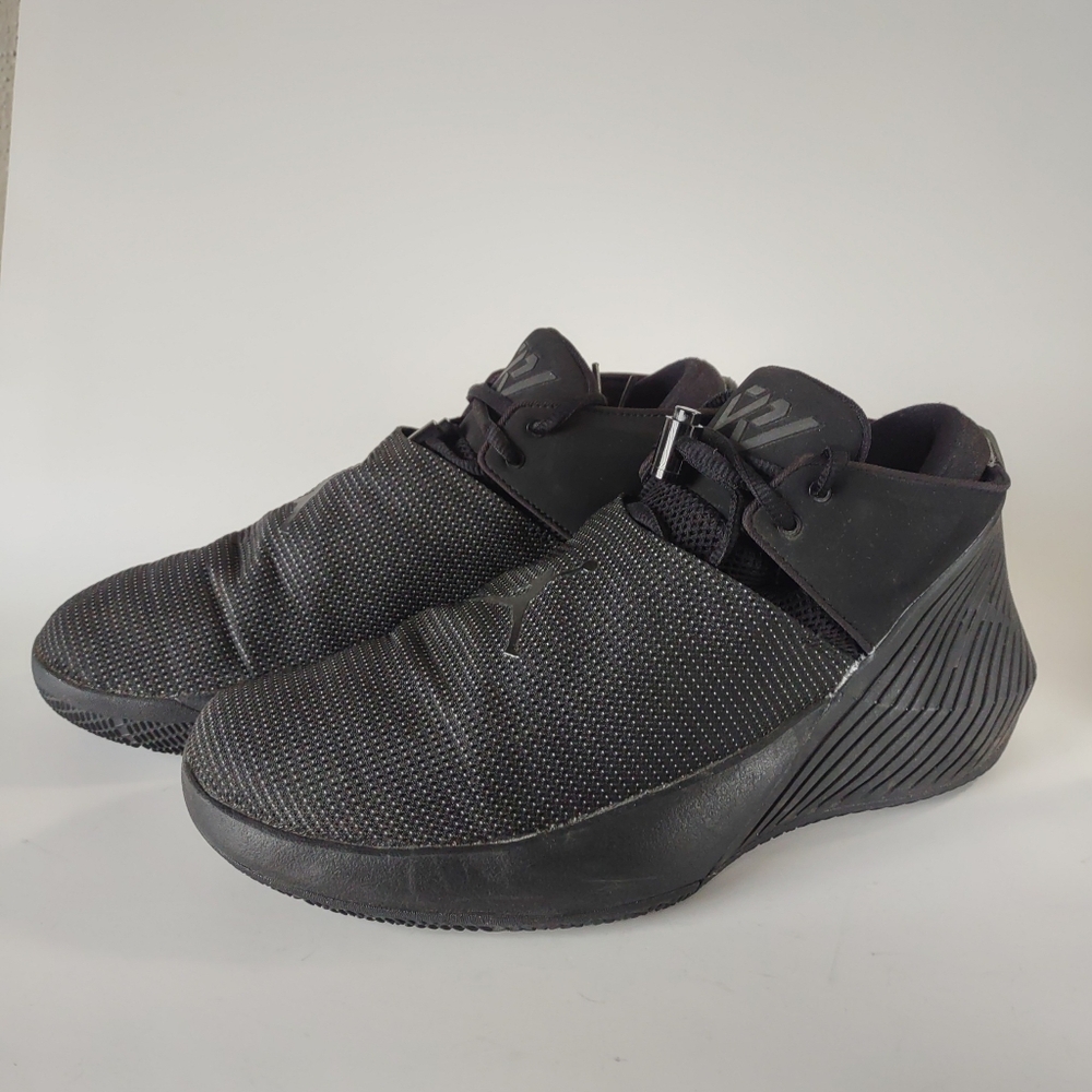 jordan Why Not Zer0.1 Triple Black - Read Sizing Notes